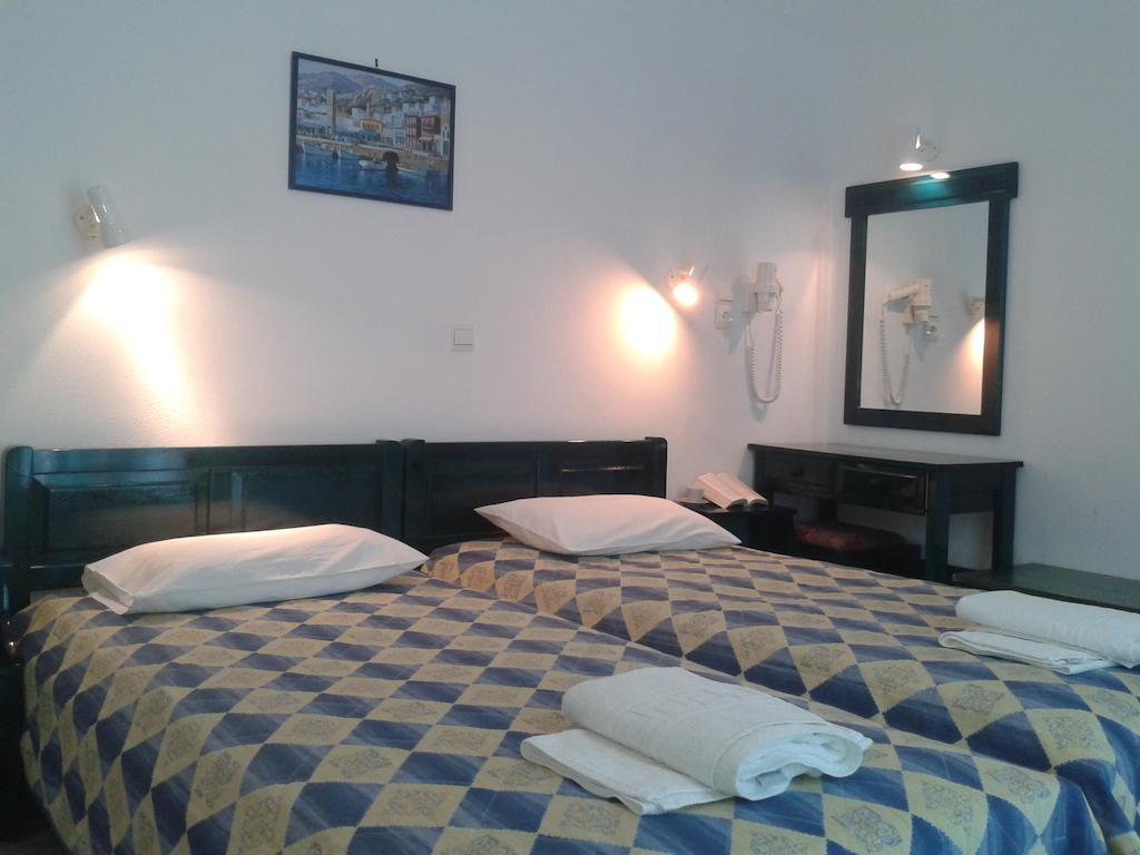 Chrisanthi Studios Agios Prokopios  Habitación foto